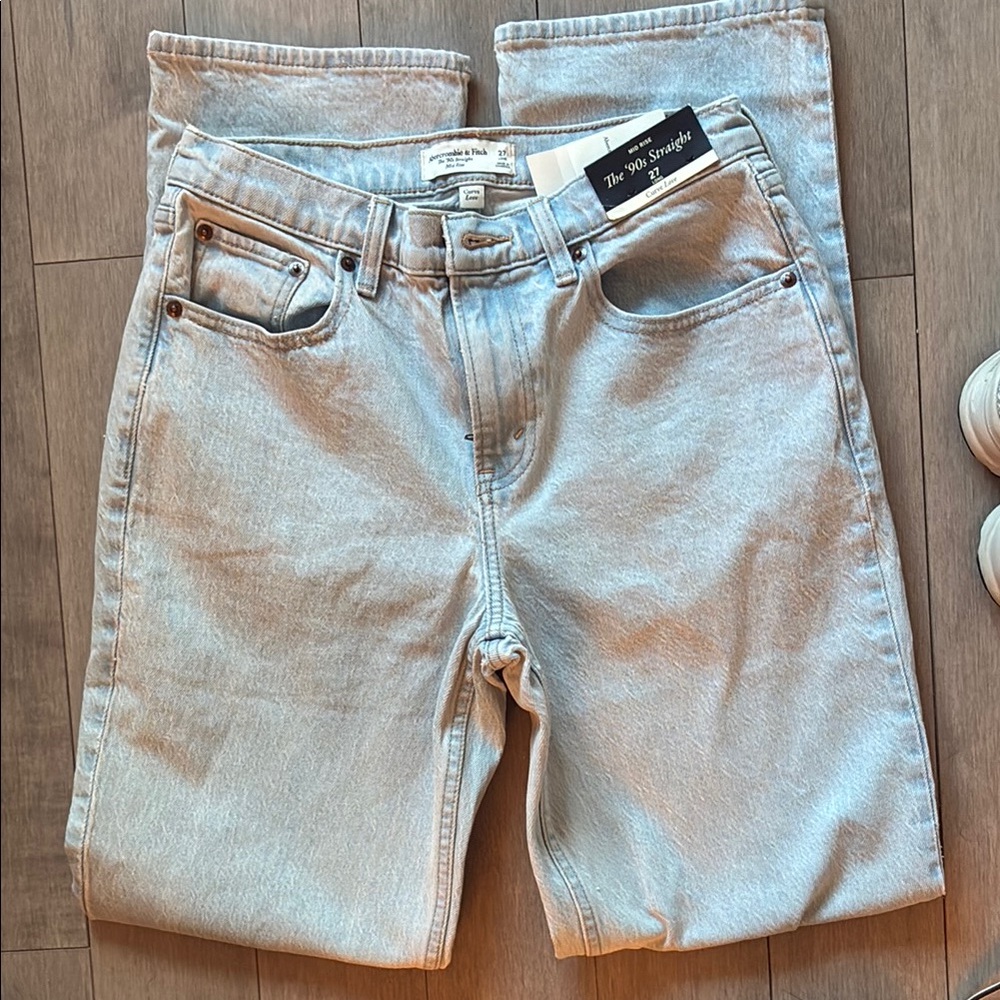 Abercrombie curve love 90s Straight Jeans